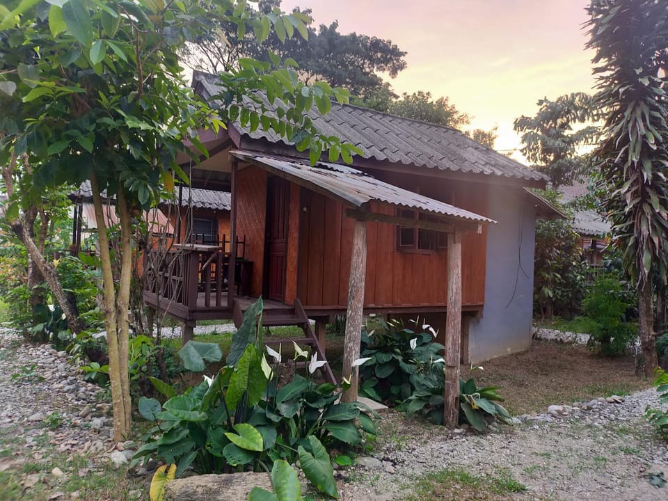 Pasanchai Bungalow Bed and Breakfast in Vang Vieng