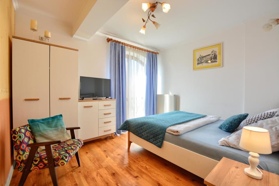 Bed, Bedroom, wardrobe