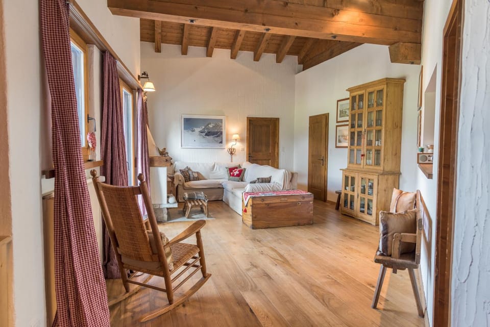 Chesa Seja - Zuoz Apartment in Canton of Grisons