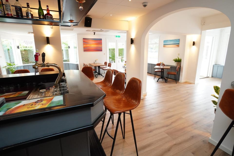 Lounge or bar