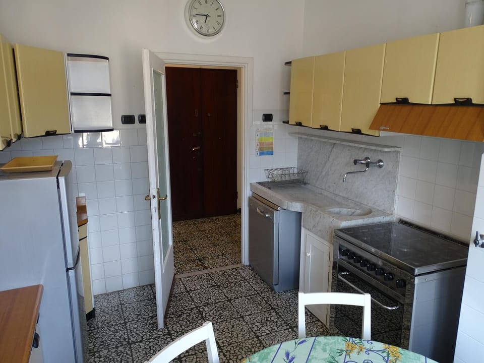 Kitchen or kitchenette, dishwasher, minibar, pet friendly