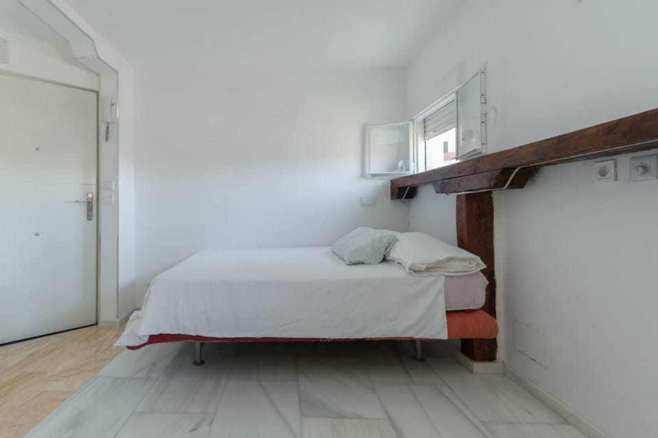 Mendez Alvaro ATOCHA Apartment in Madrid