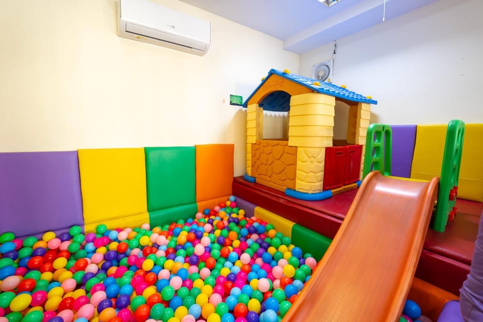 Children play ground, Kids's club