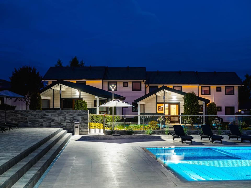 Property building, Pool view, Swimming pool