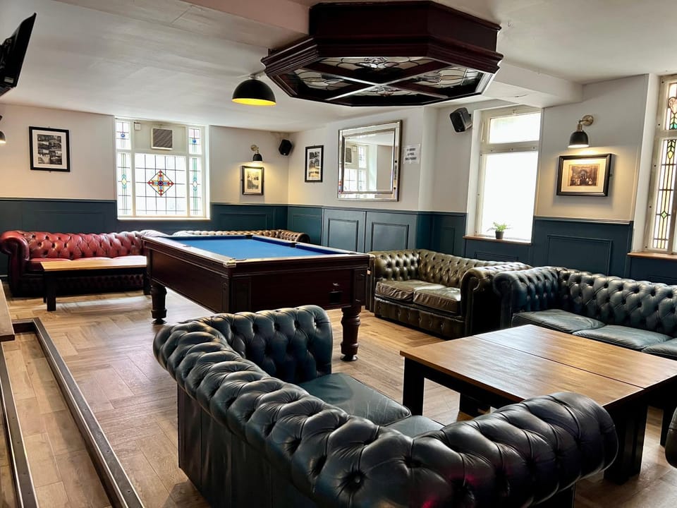Seating area, Evening entertainment