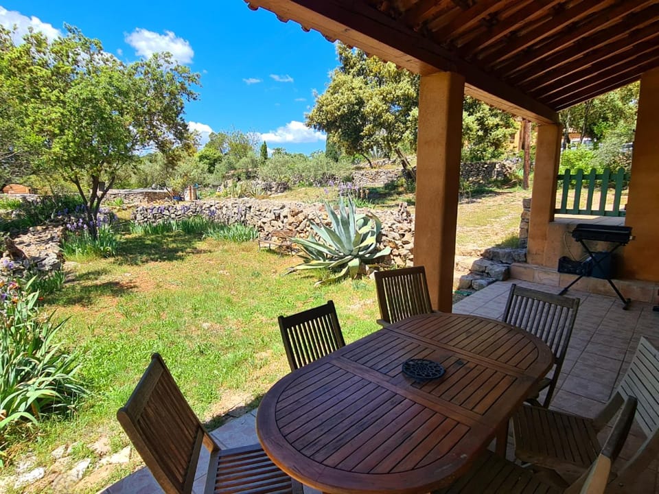 Garden, Dining area, Garden view