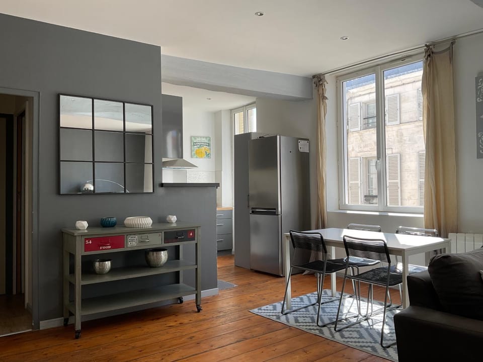 Très bel appartement 55 m2 Apartment in La Rochelle