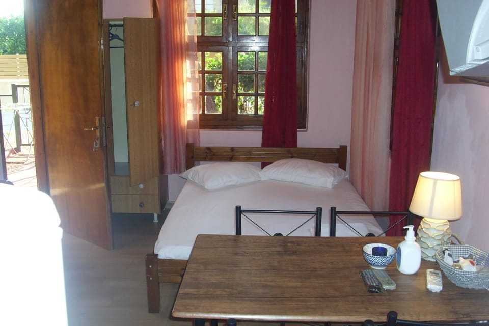 Art House Apartment in Peloponnese, Western Greece and the Ionian