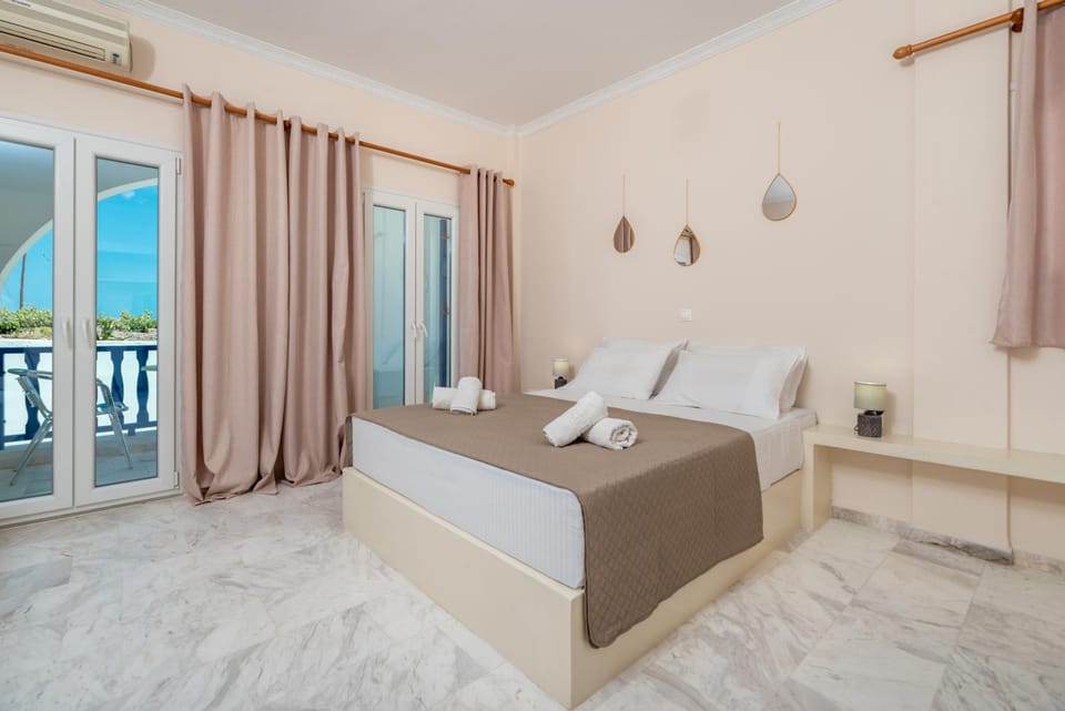 Villa Margarita Bed and Breakfast in Santorini