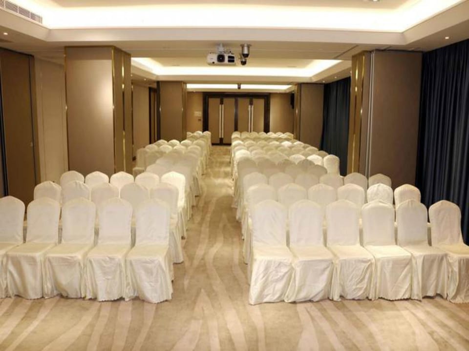 Meeting/conference room