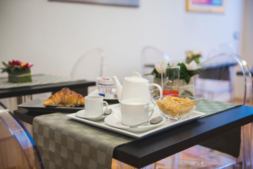 Food close-up, Breakfast, Non alcoholic drinks