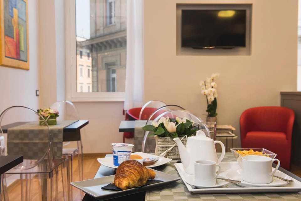Lounge or bar, Communal kitchen, Breakfast