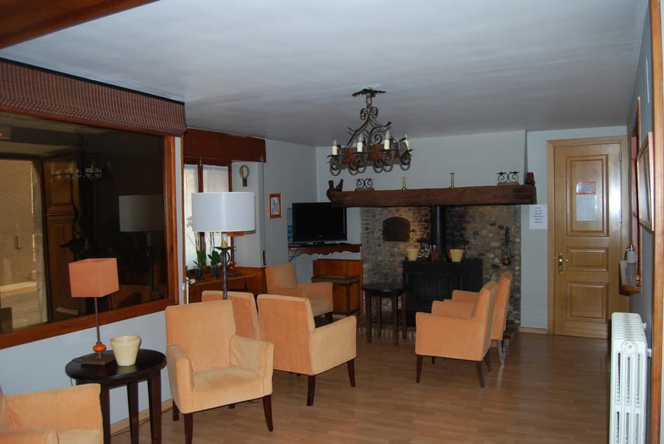 Living room, Lobby or reception