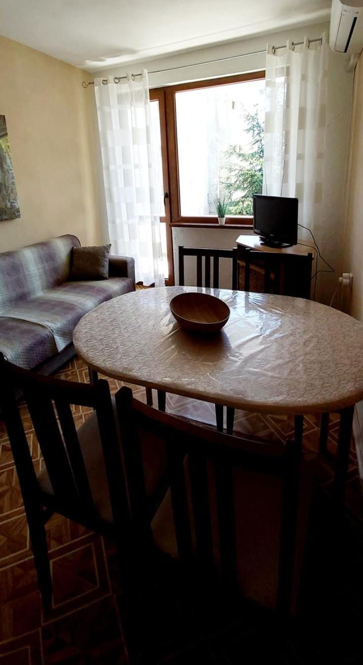 Tanja Apartment in Burgas Province