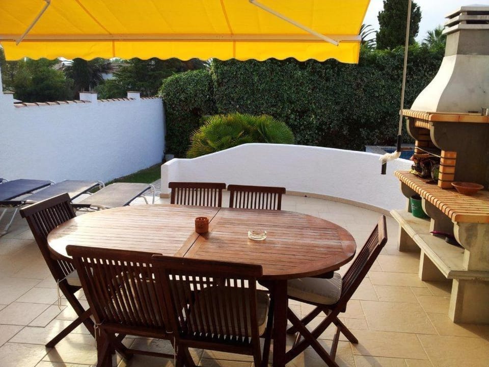 BBQ facilities, Balcony/Terrace