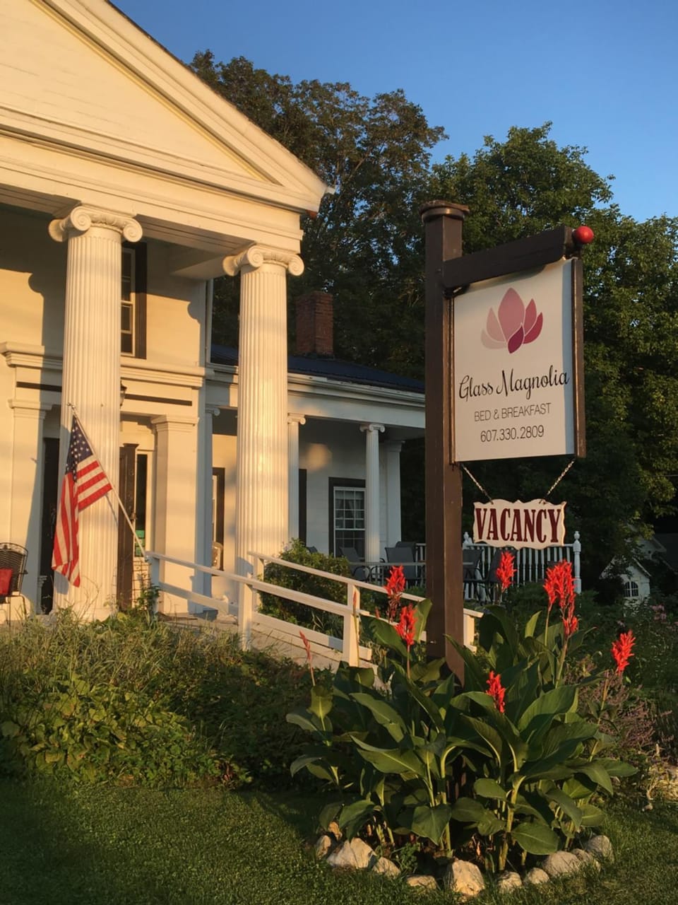 Facade/entrance, Property logo or sign, Street view, Sunset