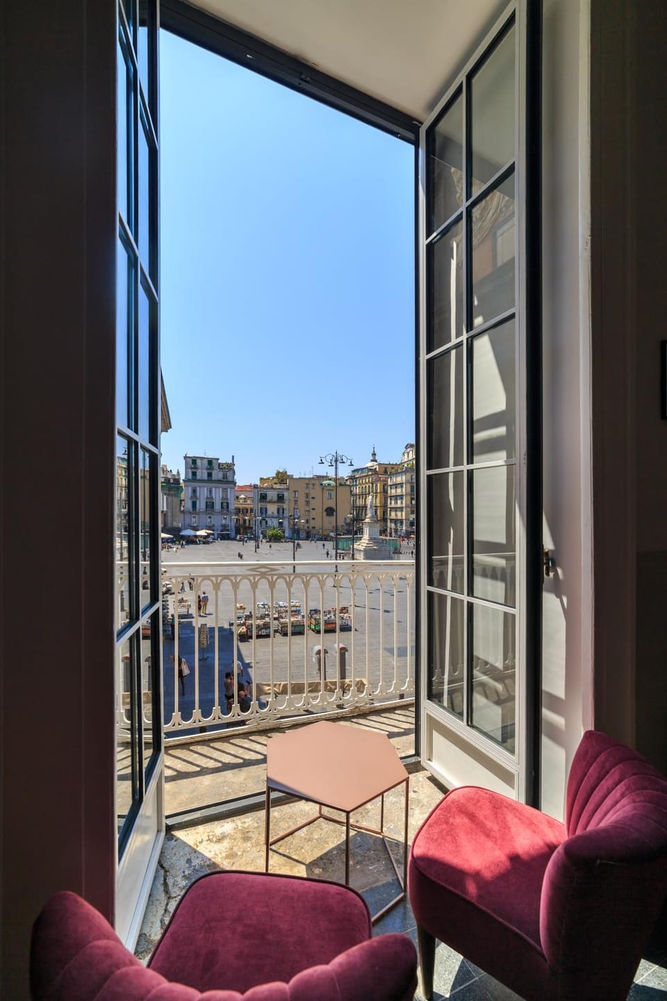 Balcony/Terrace, City view