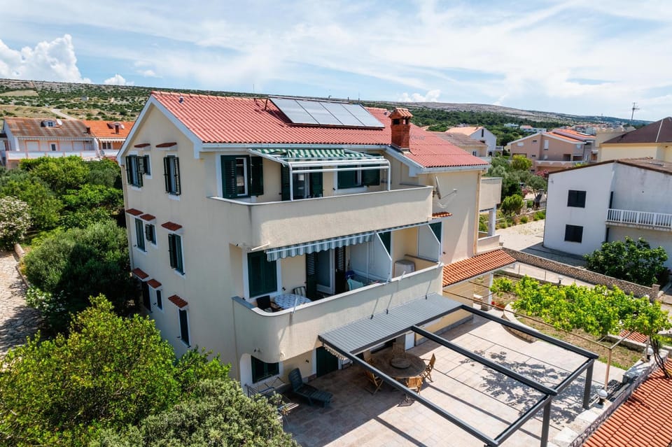 View (from property/room), Balcony/Terrace