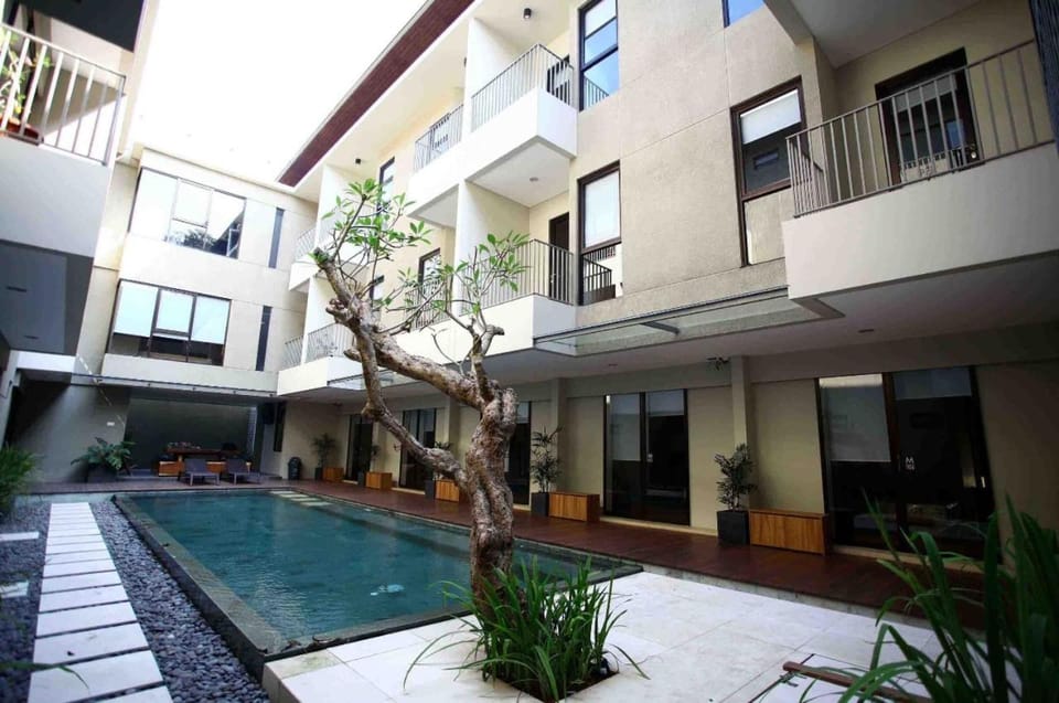 Pool view, Swimming pool