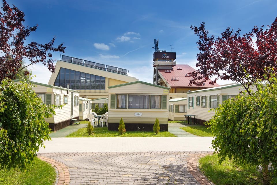 Property building, Garden view