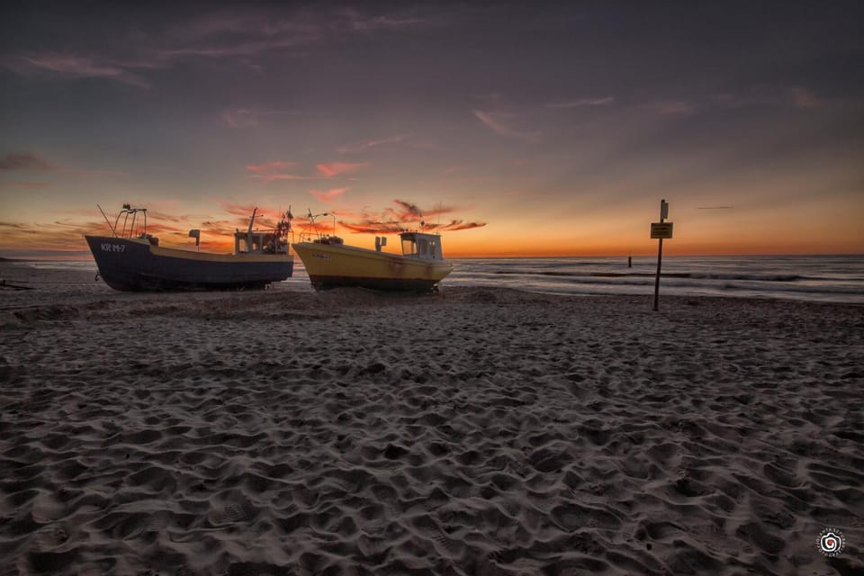 Neighbourhood, Beach