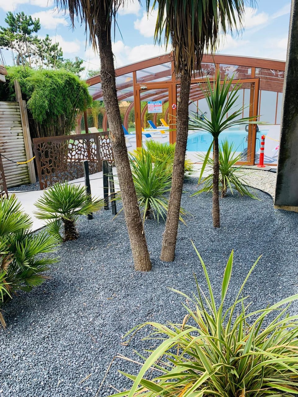 Swimming pool