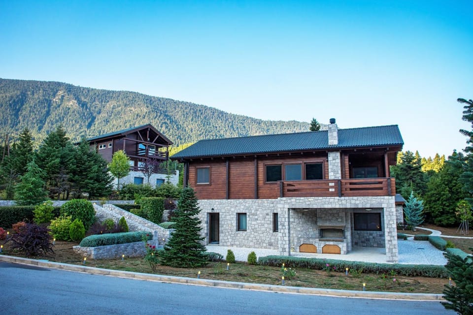 Property building, Day, Natural landscape, Mountain view