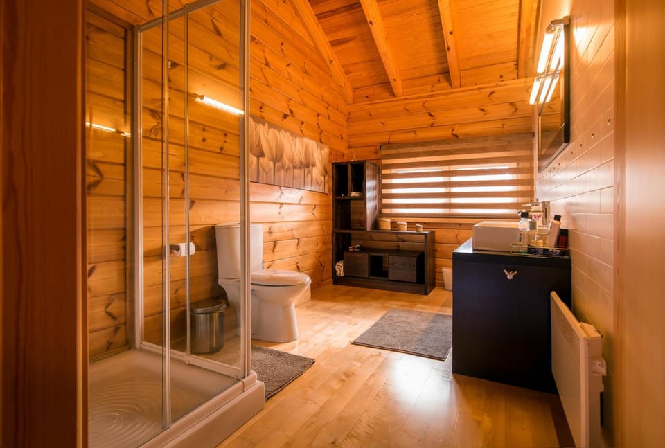 Bathroom, Bath