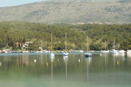 Apartment Quiet Getaway Apartment in Istria County