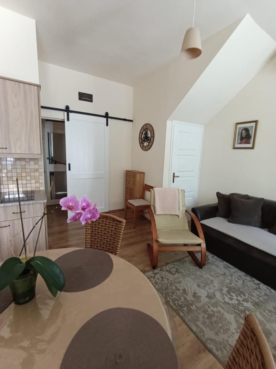 Living room, Dining area