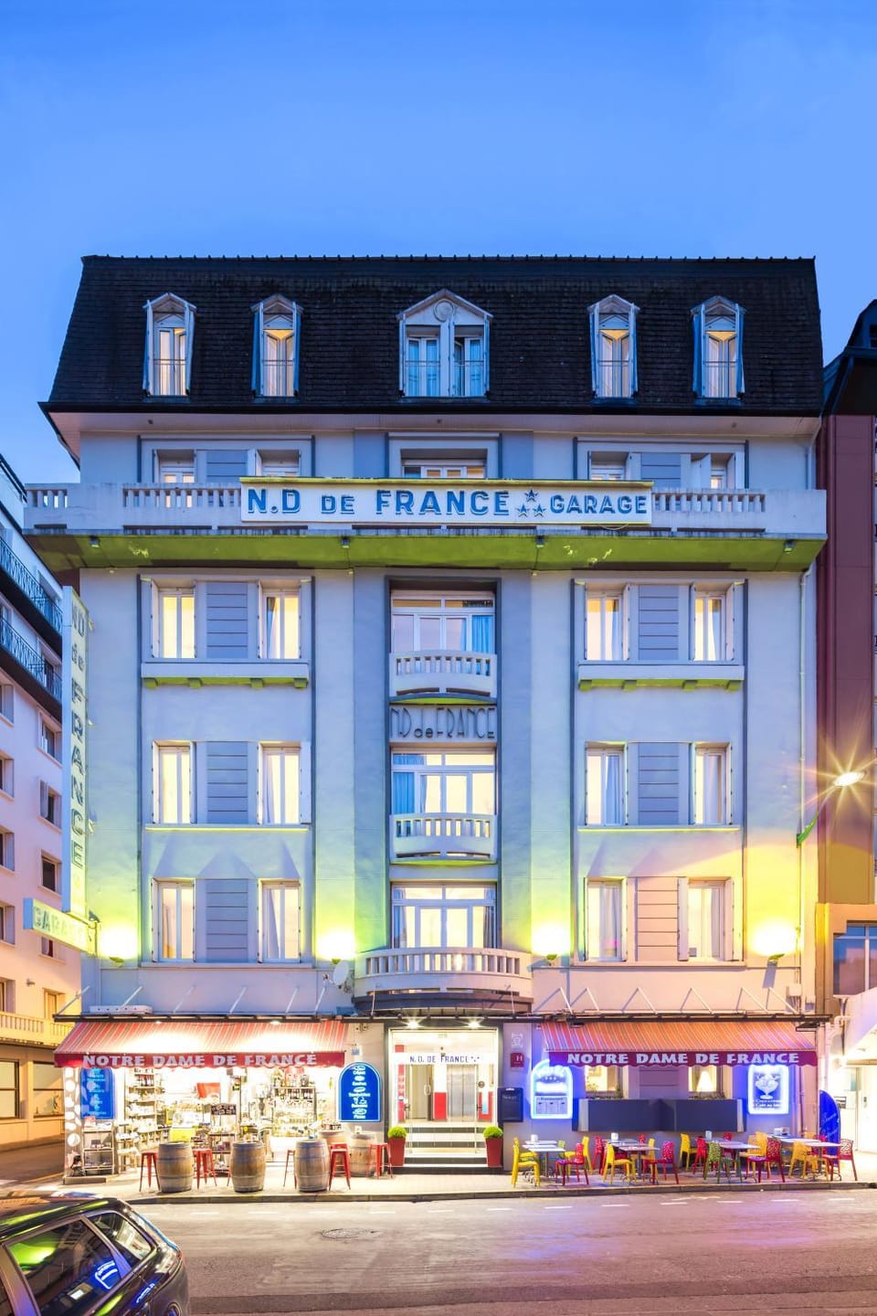 Property building, Facade/entrance
