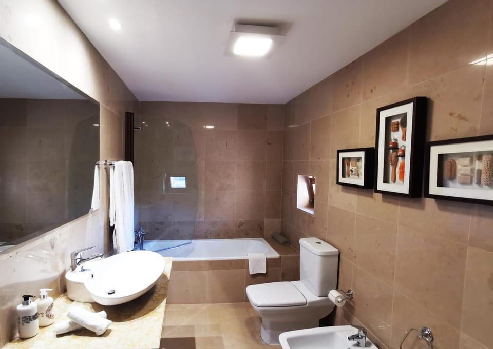 Bathroom, Bath