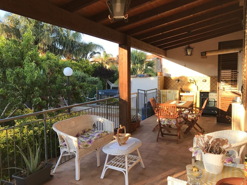 Patio, Garden, Balcony/Terrace, Seating area