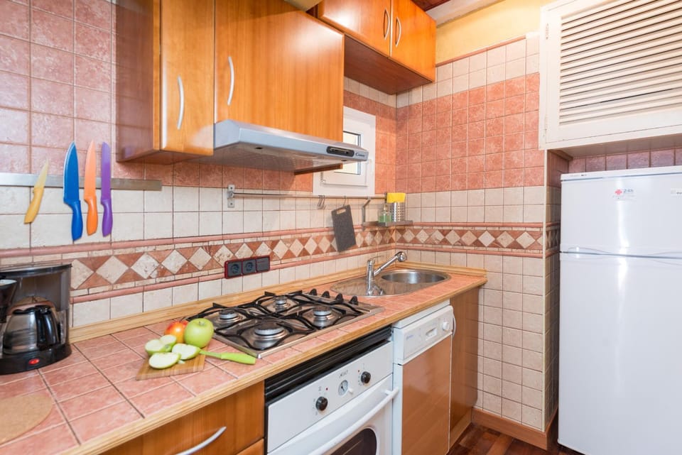 Kitchen or kitchenette, Living room