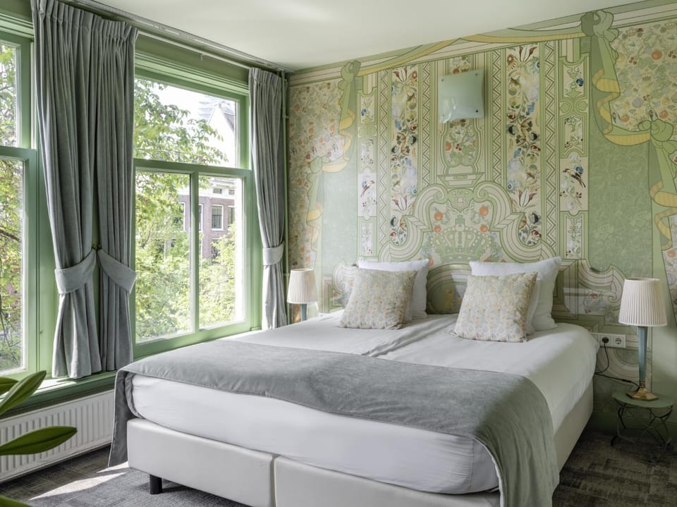 Property building, Bedroom