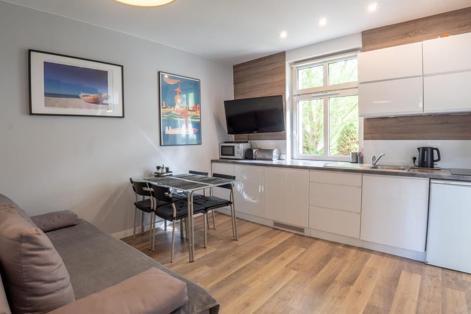 TV and multimedia, Kitchen or kitchenette, kitchen
