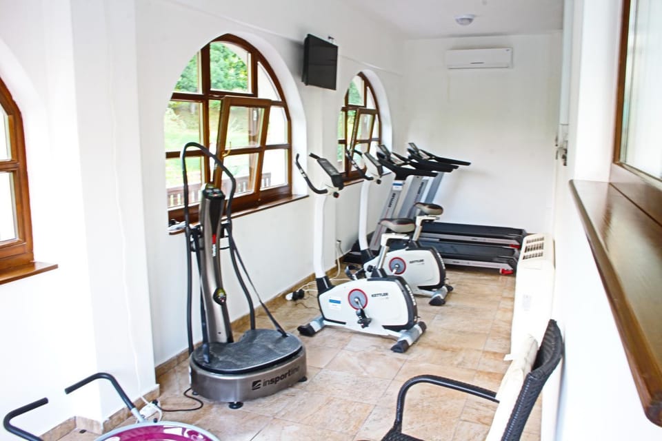 Day, Fitness centre/facilities