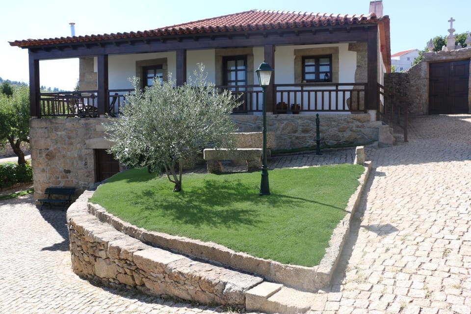 Facade/entrance, Garden