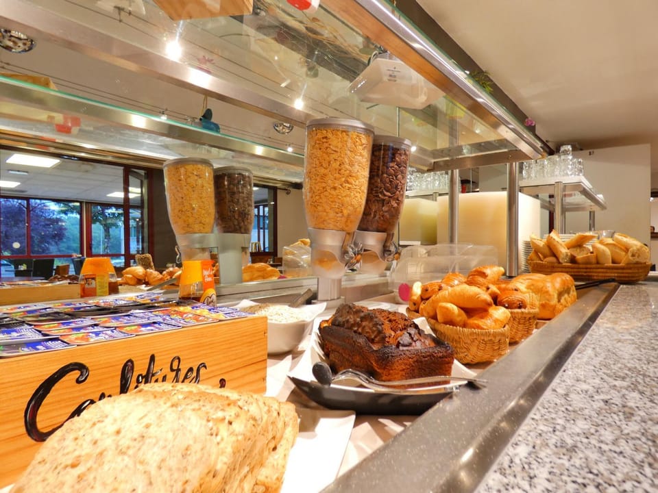Food and drinks, Food, Breakfast, Buffet breakfast