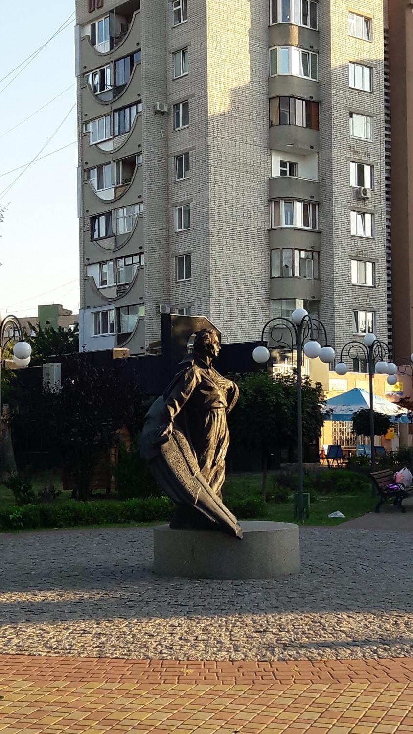 Nearby landmark, Neighbourhood, Natural landscape, Area and facilities