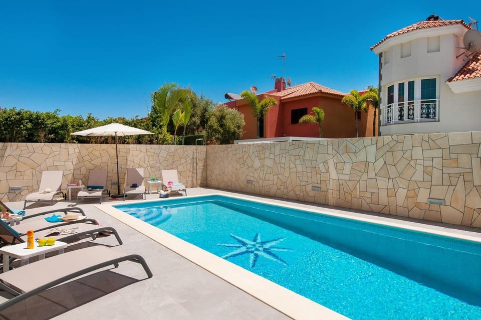 Pool view, Swimming pool, Swimming pool