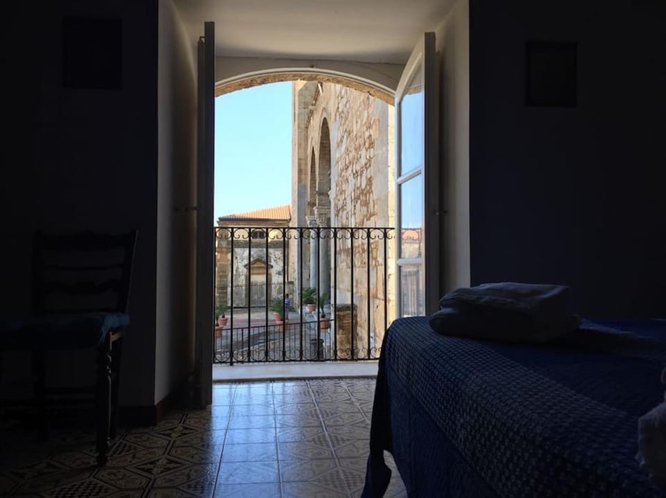 Balcony/Terrace, Photo of the whole room, City view