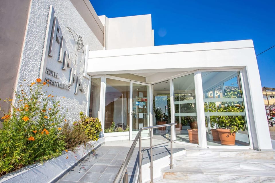 Facade/entrance, Street view