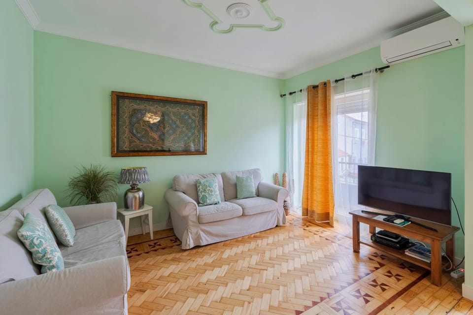 TV and multimedia, Living room, air conditioner