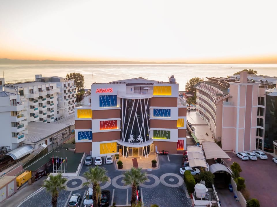 Property building, Bird's eye view