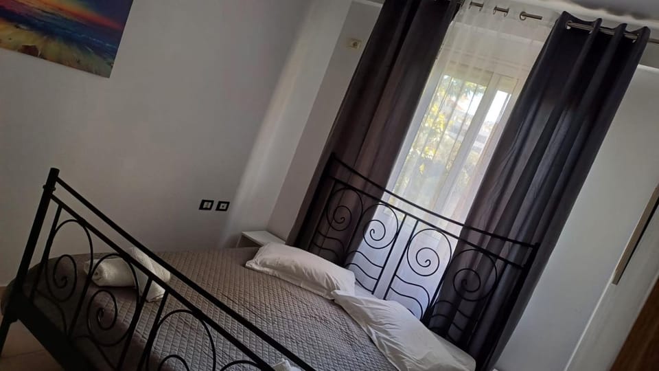 Redsun Apartment Apartment in Vlorë