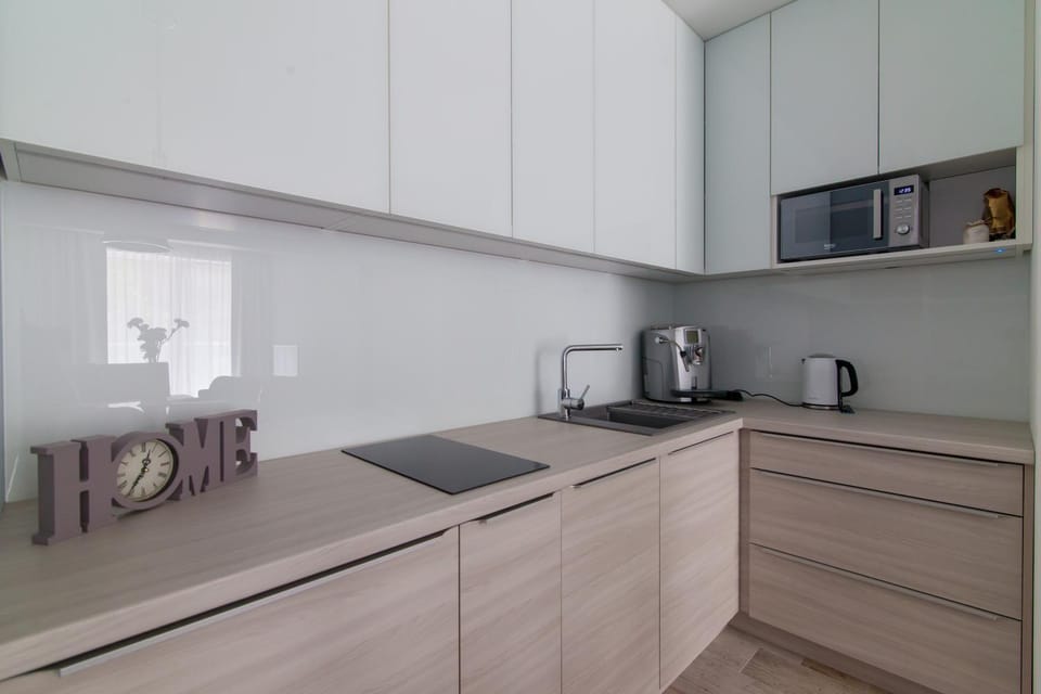 Property building, Coffee/tea facilities, Kitchen or kitchenette