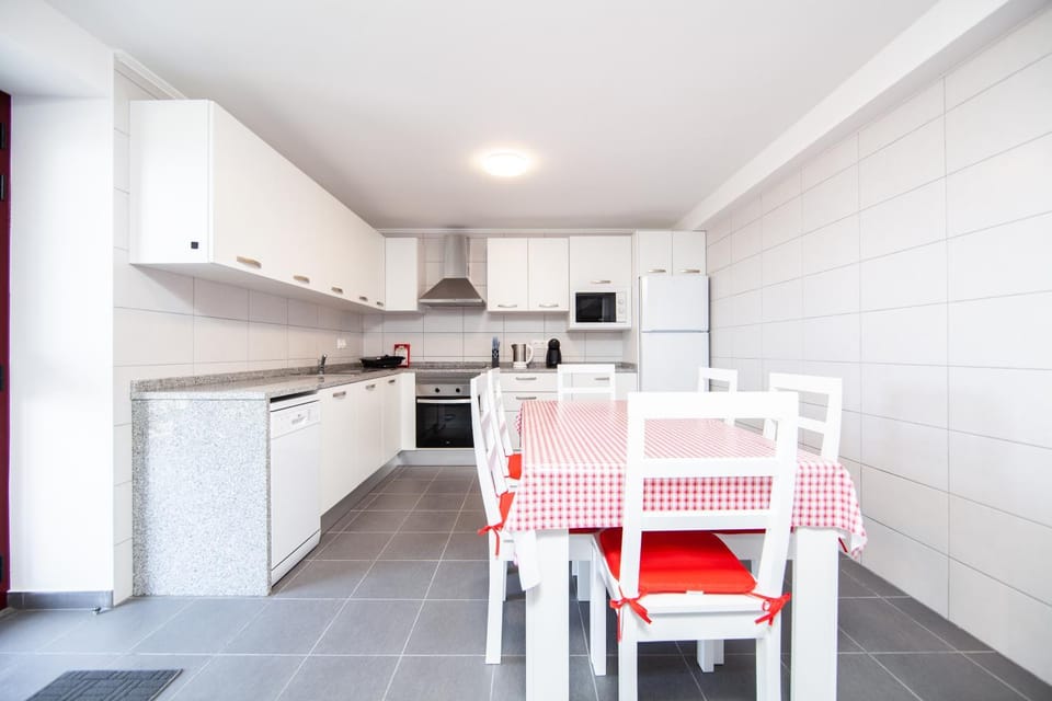 Melo's Place House in Azores District