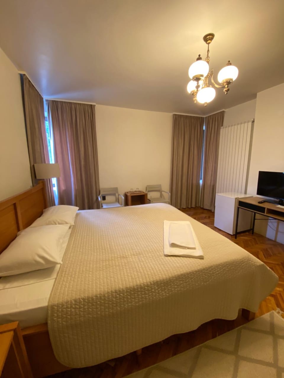 Pensiunea Imperial Bed and Breakfast in Romania
