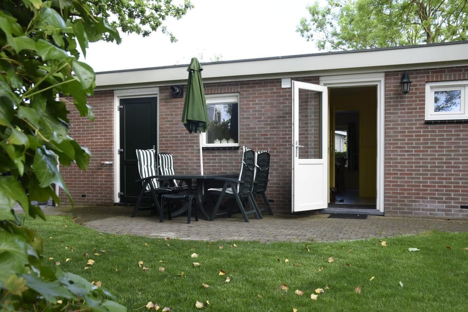 Facade/entrance, Garden, Garden